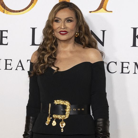 Tina Knowles assiste aux arrivées de la première mondiale de Disney "MUFASA : LE ROI LION" de Disney au Dolby Theater à Hollywood, CA, le 9 décembre 2024. Photo by Corine Solberg/SPUS/ABACAPRESS.COM  Disney Le Roi Lion Le Roi Lion [film] News Etats Unis Etats-Unis United States of America USA Etats Unis USA United States of America United States US 