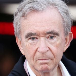 Bernard Arnault - Les célébrités dans les paddocks la veille du Grand Prix de Formule 1 (F1) de Monaco le 24 mai 2025.
© Dylan Meiffret / Nice Matin / Bestimage