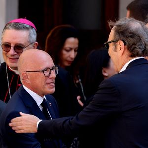 Eric Ciotti, Xavier Niel, Stéphane Bern lors de l'accueil du couple présidentiel français par le couple princier de Monaco au palais princier le 7 juin 2025

© Dominique Jacovides / Bestimage
