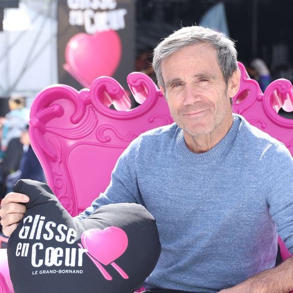 Et il a assuré que le présentateur serait présent jusqu'aux prochaines présidentielles au moins
Exclusif -  David Pujadas lors de la 16 éme édition de 'Glisse en coeur' au Grand Bornand le 22 Mars 2025. © Denis Guignebourg/BestImage