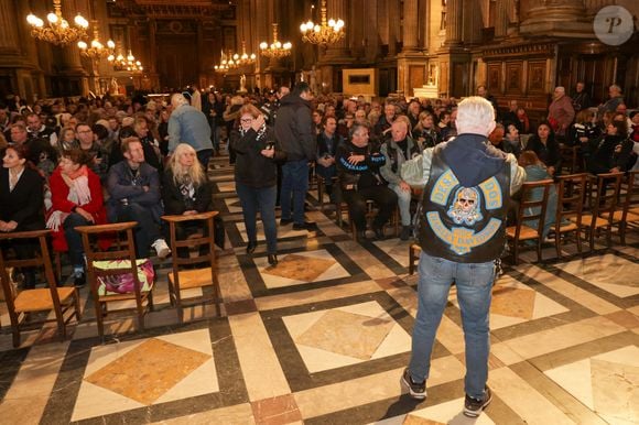 Le HDC Desperados (moto club Harley Davidson fondé par Johnny Hallyday en 1992) organise une messe en hommage au 7ème anniversaire de la disparition Johnny Hallyday à l'église de la Madeleine à Paris, France, le 5 décembre 2024. © Jack Tribera/Bestimage