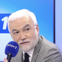"J'ai regardé hier" : Pascal Praud fait son débrief du numéro de Complément d'enquête sur CNews et dit tout ce qu'il pense