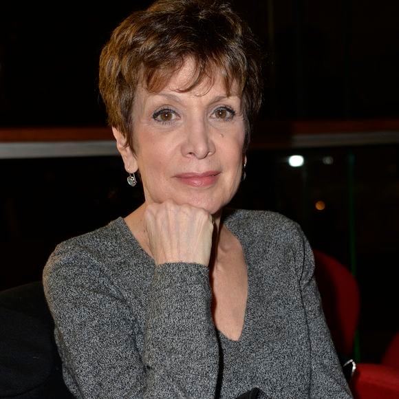 Catherine Laborde lors du lancement de la campagne des Pères Noël verts par le Secours Populaire à la maison de la Radio à Paris, le 7 décembre 2015. 

© Veeren/Bestimage