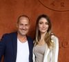 Delphine Wespiser s’est confiée dans Tout beau, tout neuf sur les conséquences du cancer de la gorge de son compagnon Roger, diagnostiqué il y a deux ans.

Roger Erhart et sa compagne Delphine Wespiser, Miss France lors des Internationaux de France de Tennis de Roland Garros à Paris, France. © Dominique Jacovides/Bestimage