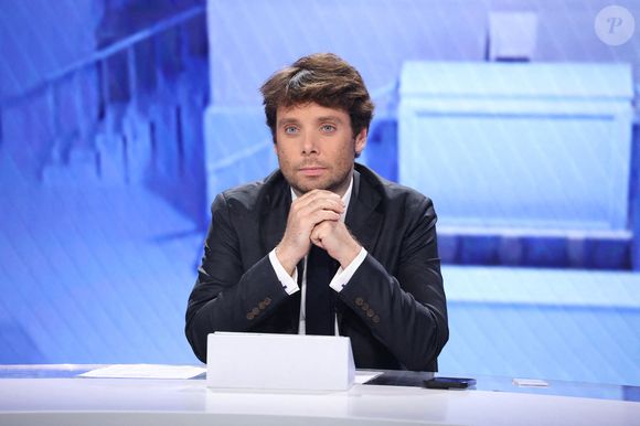 Benjamin Duhamel lors de l'émission pour le second tour des élections législatives 2024 organisée par la chaîne de télévision française BFMTV à Paris, France le 07 juillet 2024. Photo de Jerome Domine/ABACAPRESS.COM