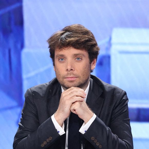 Benjamin Duhamel lors de l'émission pour le second tour des élections législatives 2024 organisée par la chaîne de télévision française BFMTV à Paris, France le 07 juillet 2024. Photo de Jerome Domine/ABACAPRESS.COM