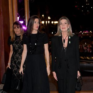 La princesse Caroline de Hanovre et sa fille Charlotte Casiraghi ont assisté à la cérémonie de proclamation de l'édition 2025 des Prix de la Fondation Prince Pierre à l'opéra Garnier à Monaco, le 14 octobre 2025.
© Bruno Bebert / Bestimage