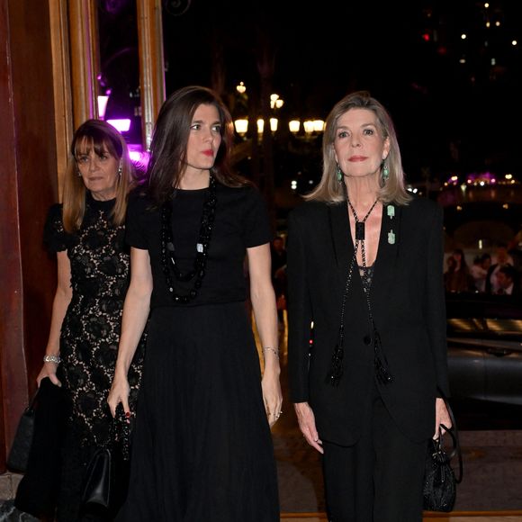La princesse Caroline de Hanovre et sa fille Charlotte Casiraghi ont assisté à la cérémonie de proclamation de l'édition 2025 des Prix de la Fondation Prince Pierre à l'opéra Garnier à Monaco, le 14 octobre 2025.
© Bruno Bebert / Bestimage