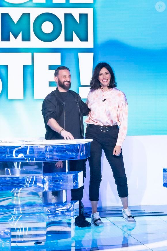 "Mais je sais que Cyril l’adore, qu’il la respecte énormément, même si on ne se voit pas à côté en dehors de la télé. Quand il pète un câble comme ça, moi ça m’emmerde mais je n’ai pas grand-chose à en dire, en fait. Je ne vais pas lui envoyer un message pour lui dire, 'Cyril, c’est vraiment relou ce que tu fais'."

Exclusif - Cyril Hanouna se réconcilie avec Géraldine Maillet - Enregistrement de l'émission "Touche Pas à Mon Poste (TPMP)", diffusée en direct sur C8 le 31 mars
© Jack Tribeca / Bestimage