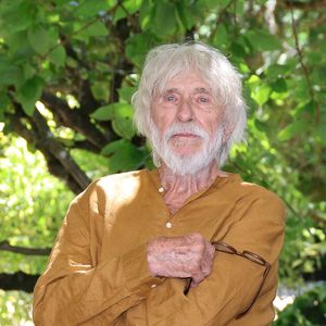 Pierre Richard - Photocall du film "Fêlés" lors de la 17ème édition du Festival du Film Francophone de Angoulême (FFA). Le 28 août 2024. © Coadic Guirec / Bestimage