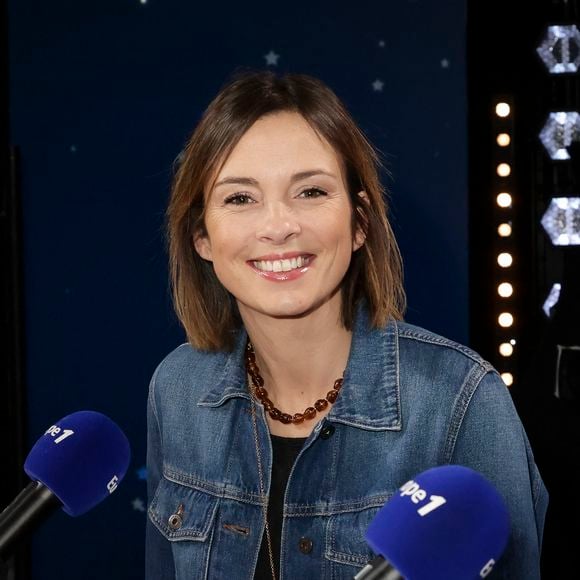 Exclusif - Isabelle Ithurburu, lors de la 500 ème de Culture et Média sur Europe 1 en présence de nombreux invités, à Paris, France, le 23 janvier 2026. © Jack Tribeca/Bestimage