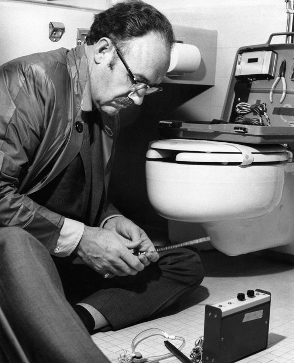 Archives - Gene Hackman sur le plateau du film Conversation secrète en 1974 © JT Vintage/ZUMA Press/Bestimage
