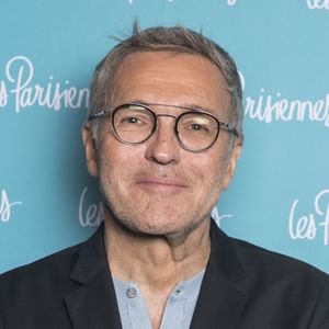 Exclusif - Laurent Ruquier - Photocall de la première du spectacle "Les Parisiennes" aux Folies Bergères à Paris le 24 mai 2018. © Olivier Borde - Pierre Perusseau/Bestimage