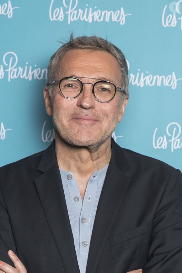 Exclusif - Laurent Ruquier - Photocall de la première du spectacle "Les Parisiennes" aux Folies Bergères à Paris le 24 mai 2018. © Olivier Borde - Pierre Perusseau/Bestimage