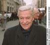 Il est question ici d'un manoir que certains et certaines croient hanté...

Guy Lux - Obsèques d'Henri Verneuil à l'église arménienne de Paris le 17 janvier 2002.
Bestimage