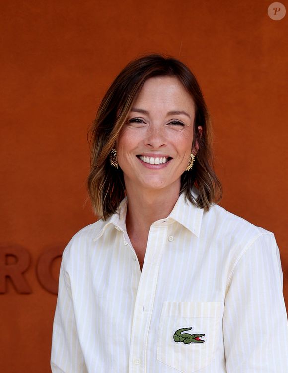 Mais après sa nomination au journal de 13 heures de TF1 en tant que joker, voilà qu'une autre heureuse nouvelle vient couronner la carrière d'Isabelle Ithurburu !

Isabelle Ithurburu - Les célébrités au village lors des Internationaux de France de Tennis de Roland Garros le 1er juin 2025. © Dominique Jacovides / Bestimage