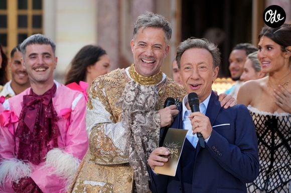Exclusif - Emmanuel Moire, Louis Delort, Margaux Heller, Stéphane Bern lors de l'enregistrement de l'émission "Versailles en fêtes" diffusée le 5 septembre 2026 sur France 2, à Versailles, France, le 31 août 2026. © Anne-Sophie Guebey/Bestimage
