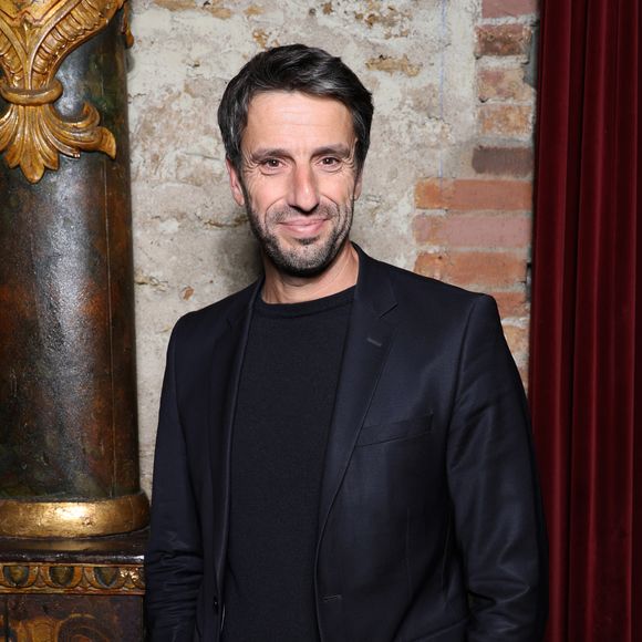 Tony Estanguet au photocall de la soirée annuelle du Secours Populaire au Musée des Arts Forains à Paris le 2 décembre 2024.

© Denis Guignebourg / Bestimage