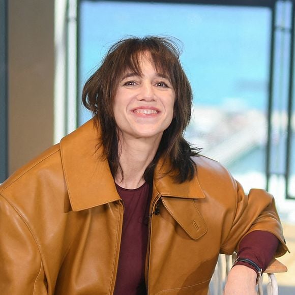Charlotte Gainsbourg lors du photocall Kering Women in Motion Talk à l'hôtel Majestic dans le cadre du 78ème Festival de Cannes à Cannes, France, le 17 mai 2025. Photo par Lionel Urman/ABACAPRESS.COM
