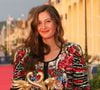 Autre Laura, autre univers : Laura Piani a remporté le prix du meilleur premier film pour "Jane Austen a gâché ma vie"...
Laura Piani reçoit le prix du meilleur premier film pour "Jane Austen a gâché ma vie" - Cérémonie de clôture de la 39ème édition du festival du film romantique de Cabourg le 14 juin 2025. © Guirec Coadic / Bestimage