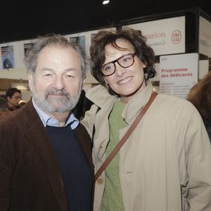 Denis Olivennes et sa compagne Ines De La Fressange - Festival du Livre de Paris 2023 au Grand Palais Éphémère - Paris le 22/04/2023 - © Jack Tribeca / Bestimage