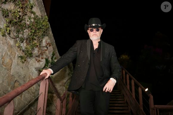 Exclusif - Pascal Obispo en backstage de l'enregistrement de l'émission La Grande Fête de Carcassonne, diffusée le samedi 6 septembre à 21.10 sur France 2, dans la Cité Médiévale de Carcassonne, France, le 24 juin 2025. © Jack Tribeca/Bestimage