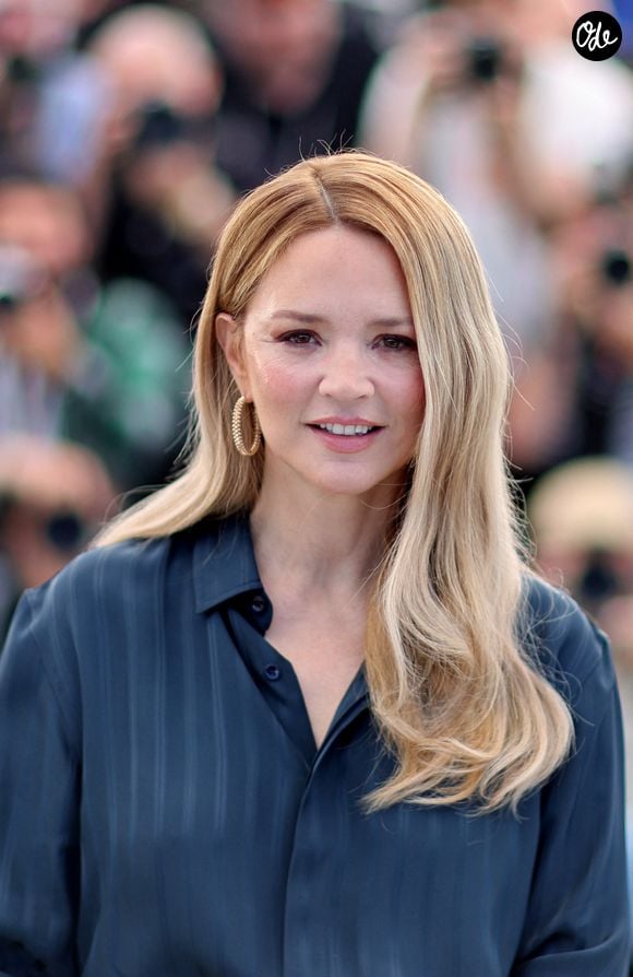 Virginie Efira au photocall du film "Soudain" (All Of A Sudden) lors du 79ème Festival International du Film de Cannes, France, le 16 mai 2026.

© Jacovides-Moreau/Bestimage