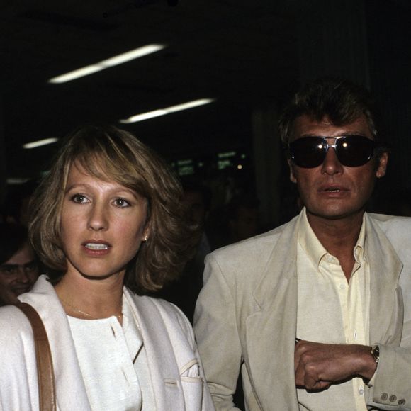 Installés pendant plus de trente ans à Vallière, l’actrice et Johnny Hallyday y menaient une vie simple.

Archives -  En France, à Cannes, Nathalie Baye et Johnny Hallyday lors du Festival de Cannes en 1984 © Michel Croizard via Bestimage