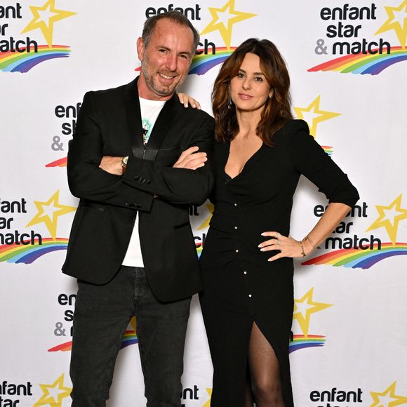 L'occasion pour la maman d'Abbie et Peter de retrouver également son grand ami Jean-Philippe Doux qui a récemment évoqué leur grande amitié dans l'émission Chez Jordan.

Jean-Philippe Doux, journaliste et animateur TV, le maître de cérémonie de la soirée, et Faustine Bollaert durant le dîner au profit de l'association Enfant Star & Match à l'hôtel Majestic à Cannes © Bruno Bebert/Bestimage