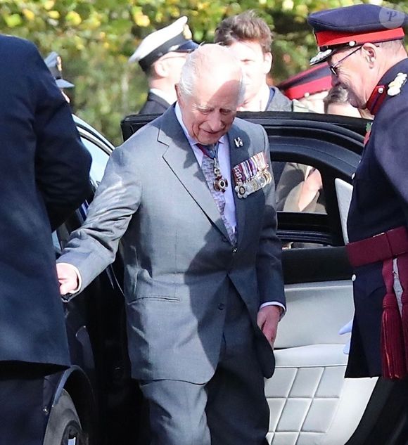 Le roi Charles III d’Angleterre aperçu pour la première fois depuis la révélation du départ d’Andrew et de Sarah Ferguson du Royal Lodge.
Backgrid UK/ Bestimage