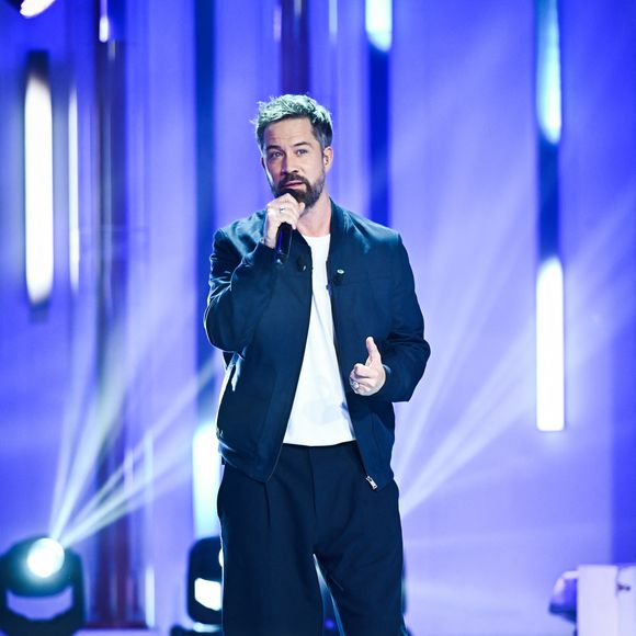 Exclusif - Emmanuel Moire - Enregistrement de l'émission "Vivement dimanche" au Studio Gabriel à Paris, présentée par M.Drucker et diffusée le 12 mai sur France 3
© Guillaume Gaffiot / Bestimage