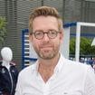 "18 oeuvres vendues ce matin" : La nouvelle vie d'Alexandre Delpérier, qui connait un franc succès loin de la télévision