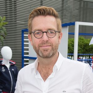 Alexandre Delpérier s'est reconverti avec succès dans la peinture sous le nom d'Arnaud Dumat.
Exclusif - Alexandre Delpérier - Présentation de la nouvelle collection Lacoste Kids Automne Hiver et de la collection jeux Olympiques à Paris.