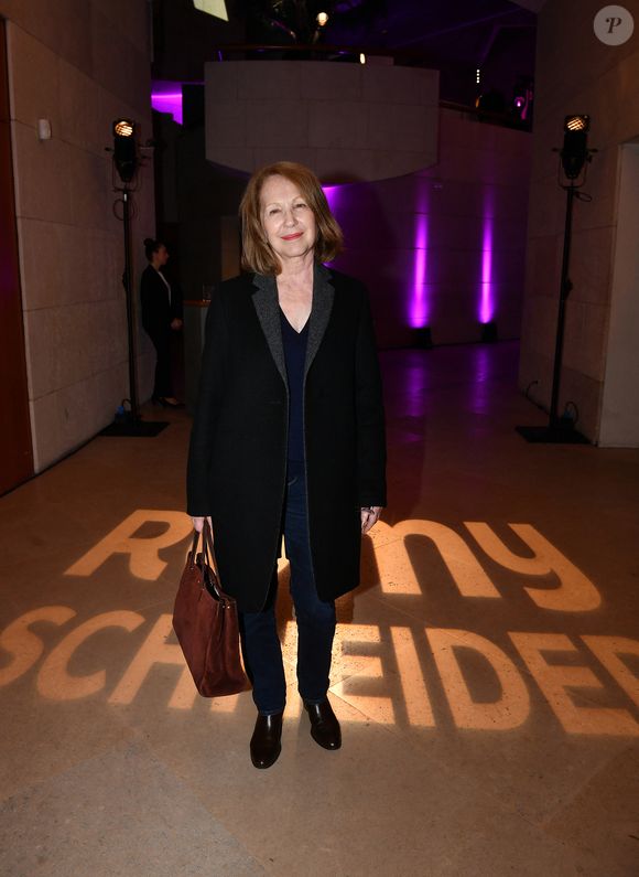 Nathalie Baye au vernissage de l'exposition Romy Schneider à La Cinemathèque à Paris le 14 mars 2022. © Veeren/Bestimage
