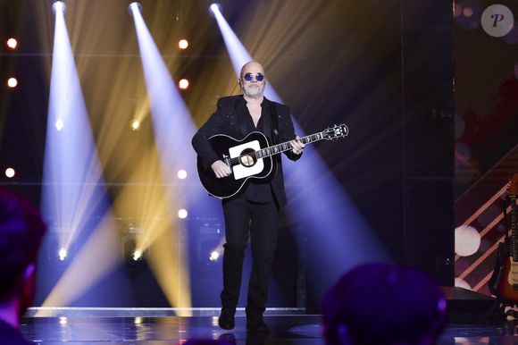 Exclusif - Pascal Obispo, lors de l'enregistrement de l'émission "La fête de la chanson française - 20 ans d'émotions" présentée par L.Thilleman et A.Manoukian, et diffusée le 17 avril sur France 3 à Paris, France, le 9 décembre 2025. © Jack Tribeca/Bestimage