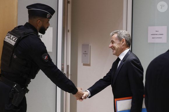 Nicolas Sarkozy - Arrivées au procès du financement libyen de Sarkozy le 6 février 2025.

© Christophe Clovis / Bestimage