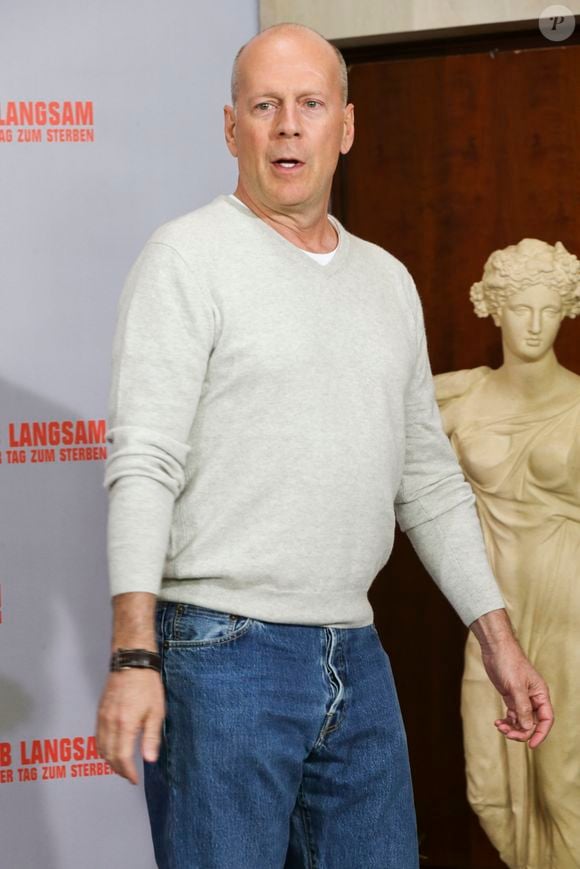 Bruce Willis - Photocall de 'A Good Day To Die Hard' a Berlin en Allemagne le 5 Fevrier 2013.
API / BESTIMAGE