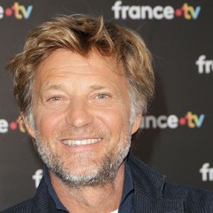 Laurent Delahousse au photocall de la conférence de presse de rentrée de France Télévisions à Paris, France, le 4 septembre 2024. © Coadic Guirec/Bestimage