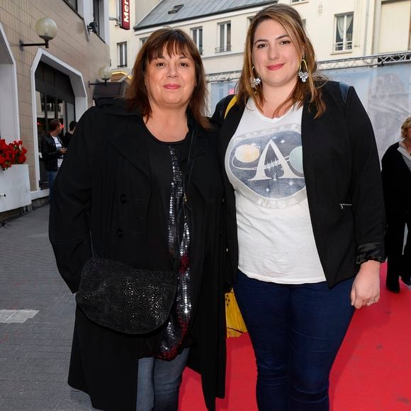 Michèle Bernier et sa fille Charlotte Gaccio - Dernière du spectacle "Les Franglaises" au théâtre Bobino à Paris, le 27 mai 2015.  
COADIC GUIREC / BESTIMAGE