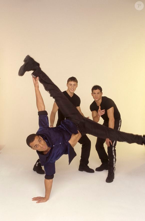 Archives - En France, à Paris, en studio, les 3 membres du groupe 2 BE 3, Adel Kachermi, Filip Nikolic et Frank Delhaye le 21 janvier 1997. © Michel Croizard via Bestimage