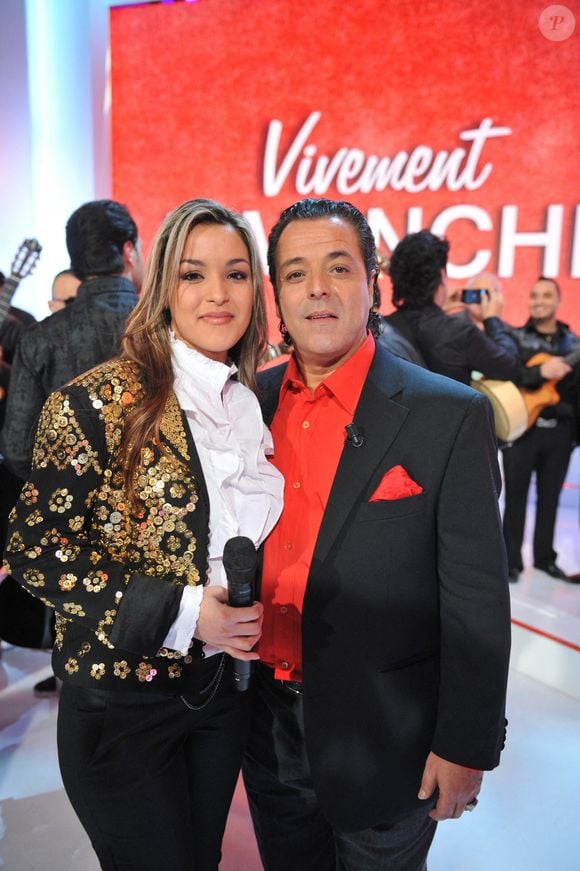 Chico Bouchikhi et sa fille Sonia lors de l'enregistrement de l'émission "Vivement Dimanche", à Paris, France, le 21 décembre 2010. 

Photo par Max Colin/ABACAPRESS.COM