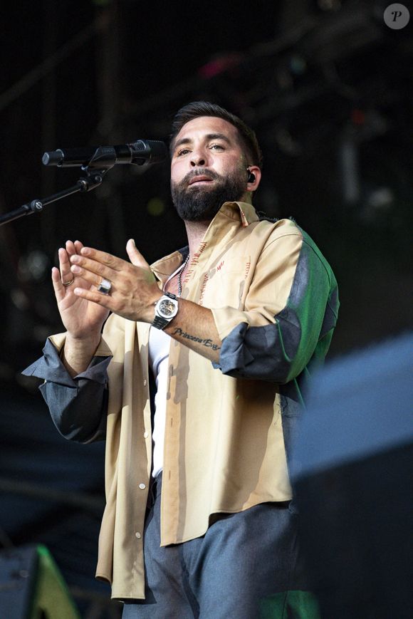 Ce dimanche, il a clôturé le Printemps de Perouges

Kendji Girac en concert lors du festival de musique du Printemps de Perouges au Chateau de Saint-Maurice-de-Remens le 29 juin 2025. © Sandrine Thesillat / PsNewZ / Bestimage