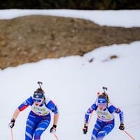 La biathlète Julia Simon reconnait avoir dérobé plusieurs milliers d'euros à des proches : "Je bosse avec mon psy depuis 2 ou 3 ans..."