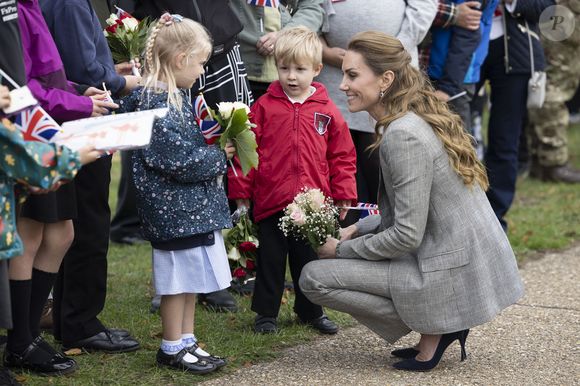 Kate Middleton visite la RAF Coningsby, dans le Lincolnshire, le 2 octobre 2025.

Photo : Julien Burton / Bestimage