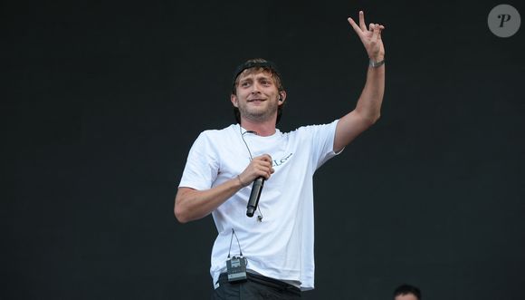Vald en concert lors du "Main Square Festival 2022" d'Arras, le 4 juillet 2022.
© Stéphane Vansteenkiste/Bestimage