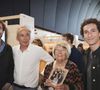 Passionné par l’immobilier de luxe, il a récemment partagé ce qu’il considère comme les trois erreurs majeures à éviter lorsqu’on souhaite vendre son bien.

Majo Kretz, Olivier Kretz et ses deux enfants Martin et Raphael Kretz - La Famille Kretz lors du Festival du Livre de Paris , France, le 12 avril 2024. © Jack Tribeca / Bestimage