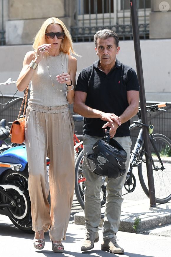 Albert Kassabi (Bébert du groupe Les Forbans) et sa femme Astrid - J.L.Lahaye s'est marié en secondes noces avec sa compagne P.Aubin à la mairie du 18ème arrondissement de Paris, le 2 juillet 2025.