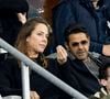 Jamel Debbouze est une légende vivante de la scène humoristique en France
Jamel Debbouze avec sa femme Mélissa Theuriau - Célébrités dans les tribunes du quart de finale de la Ligue des Nations de l'UEFA "France - Croatie (2-0 / tab 5-4)" au Stade de France à Saint-Denis. © Cyril Moreau/Bestimage