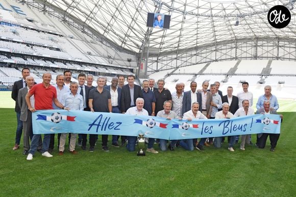 Cette aventure est menée en famille avec sa fille Canelle, qui souhaite développer la notoriété du domaine au-delà de Cassis.

Albert Rust, Philippe Piat, Michel Platini,  Alain Giresse, Manuel Amoros, Maxime Bossis, Jean-François Domergue, Yvon Le Roux, Thierry Tusseau, Luis Fernandez, Jean Tigana, Jean-Marc Ferreri, Bernard Genghini, Bruno Bellone, Dominique Rocheteau, Didier Six, Marc Libbra, Marius Trésor, Roger Lemerre, Henri Émile, Hubert Fournier - L'équipe de France de football de 1984 rend hommage à Michel Hidalgo à l'Orange Vélodrome à Marseille, le 26 juin 2021. L'ancien entraîneur est décédé le 26 mars 2020. 
© Jean Bibard / Panoramic / Bestimage
