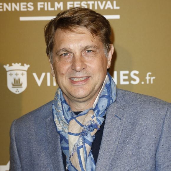 Près de quarante personnalités y sont imitées par Didier Gustin. 
Didier Gustin - Ouverture du 4ème Vincennes Film Festival: Au delà de l 'écran à Vincennes. © Marc Ausset-Lacroix/Bestimage